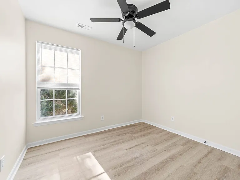 5403 Peachwood Dr — Photo 19
