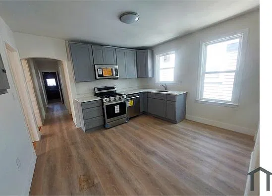 11 Groveland St #2 — Photo 1