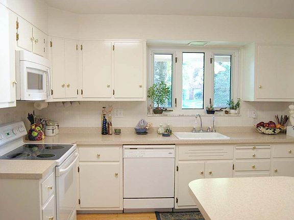 Kitchen Cabinets