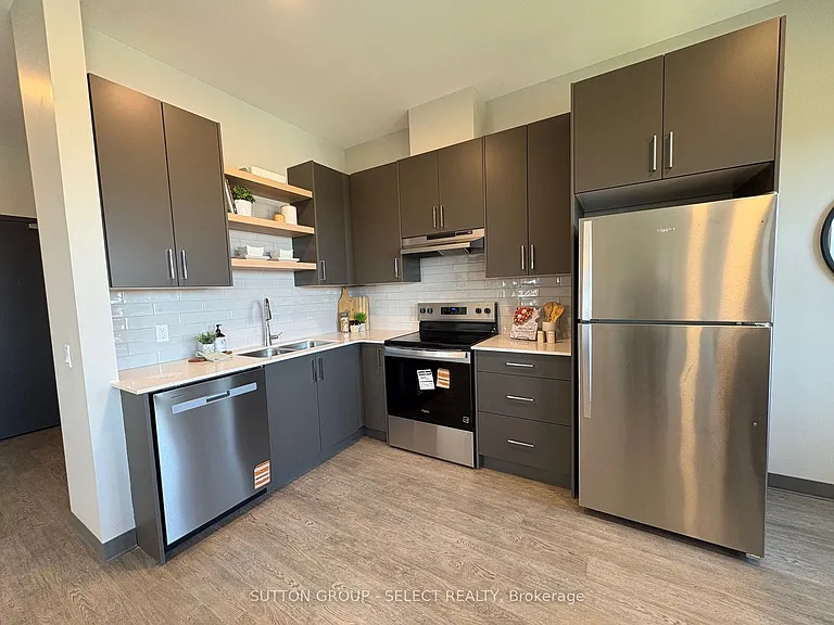 195 Dufferin Ave #813 — Photo 10