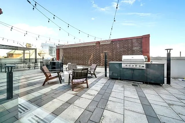 5 Wellington St S #1612 — Photo 30