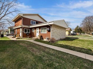 2837 Coolidge St, Madison, WI 53704