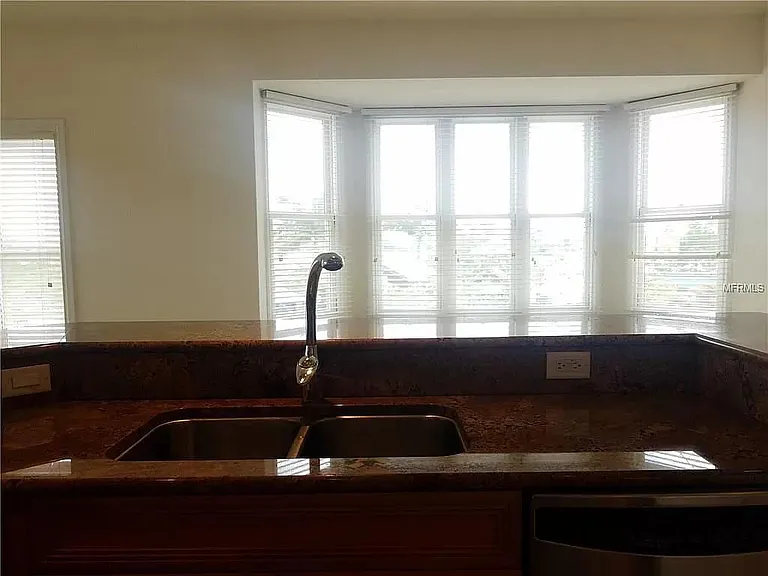 8111 Lakewood Main St — Photo 10