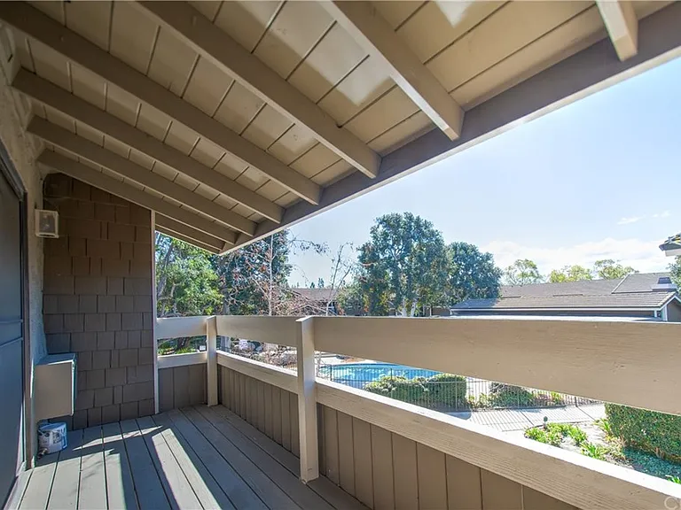 262 Streamwood — Photo 233