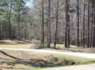 3900 Oak Bowery Rd, Opelika, AL 36801