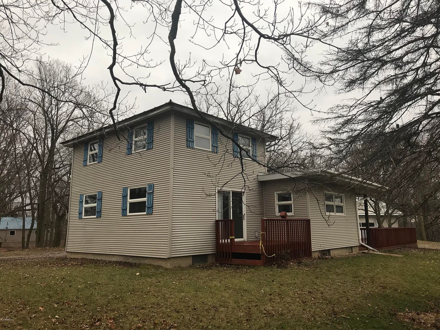 1233 E Bridge St, Lyons, MI 48851 Zillow