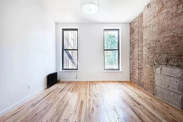 Rented by Oxford Property Group | media 17