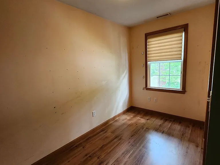 48 Sullivan Pl #2 — Photo 8