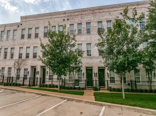 7333 Valley View Ln #704, Dallas, TX 75240