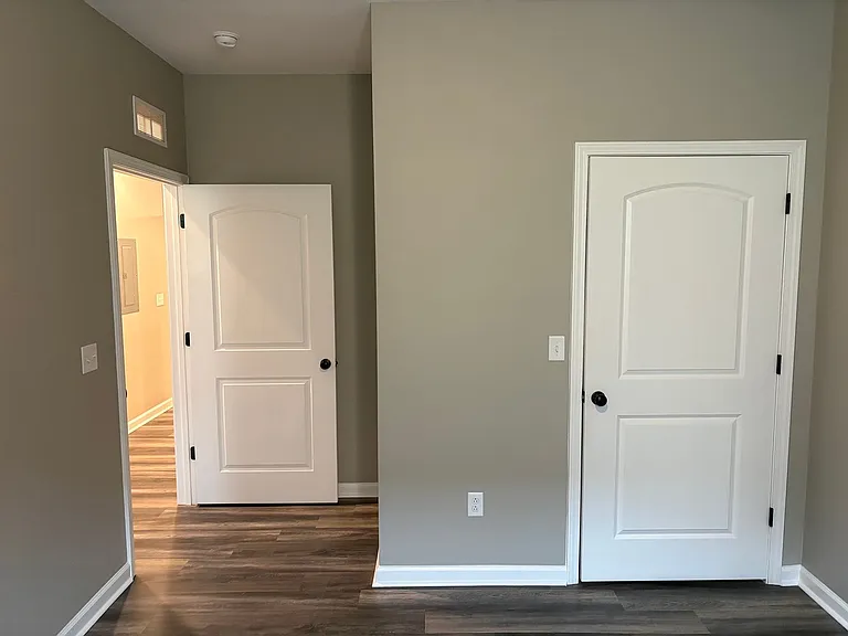 236 Calumet Dr — Photo 11