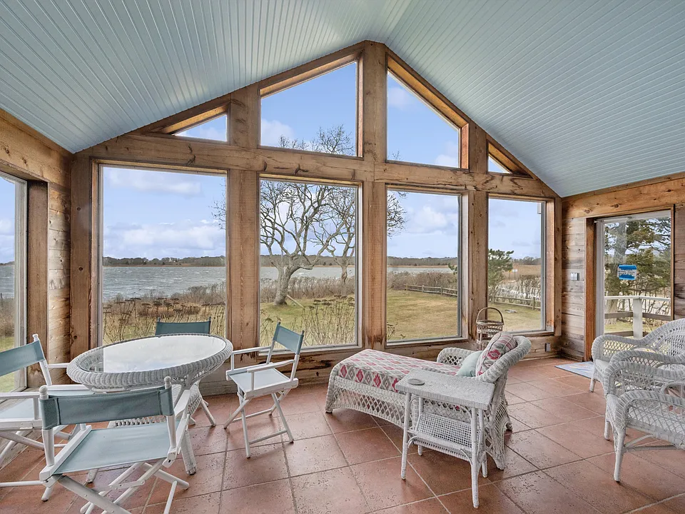 67 Shrubland Rd