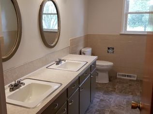 5366 Five Mile Rd NE, Belmont, MI 49306