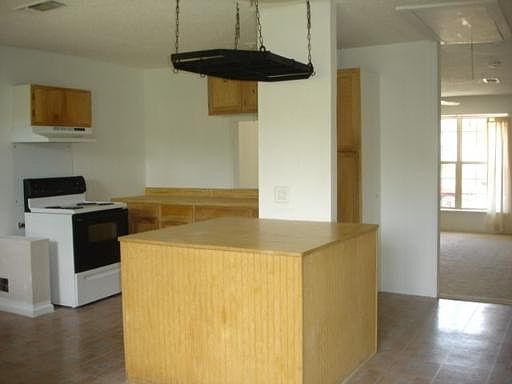 4th image of 9406 VALLEY DALE