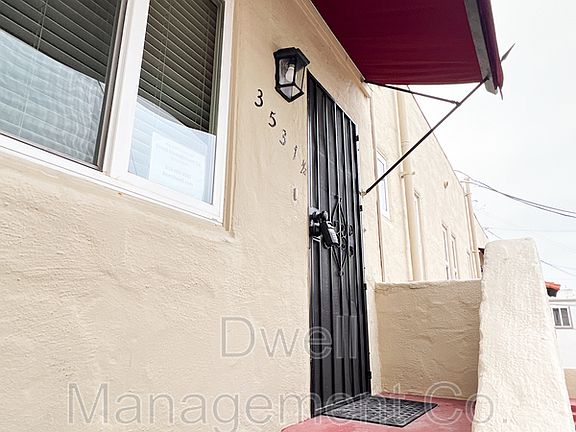 2nd image of 3531 1/2 Park Blvd