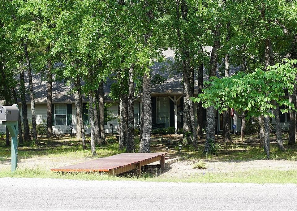 1st image of 1748 Hollow Way Ln
