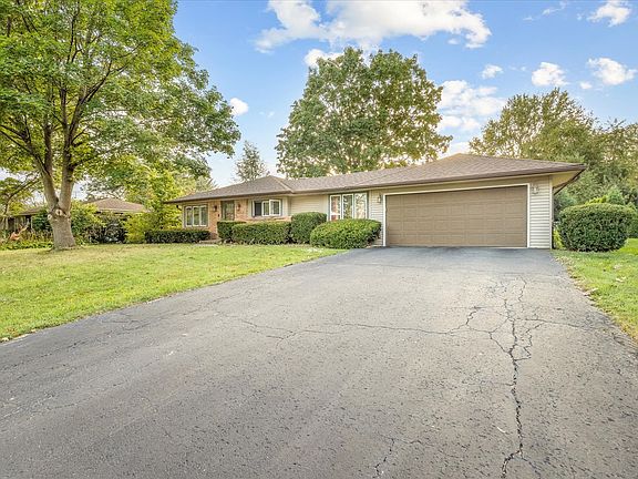 2nd image of 2923 Panorama Dr