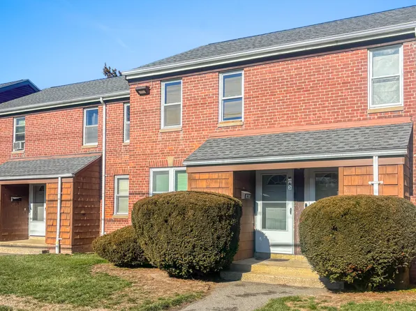 163 Louisiana Ave, Bridgeport, CT 06610