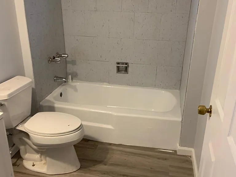 13444 Greenwood Ave N — Photo 10