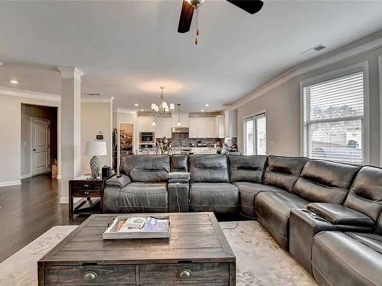 5525 Nesmith Ct — Photo 12