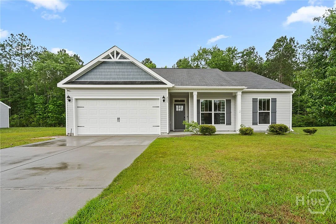 3 bed, 2.0 bath, 1662 sqft, $2,400 — Photo 2