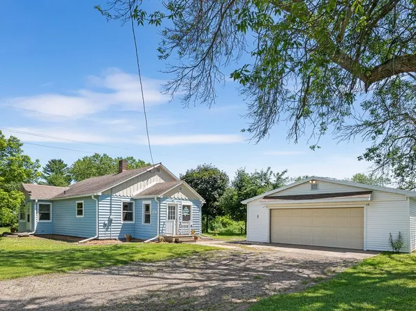 4671 Brookside Rd, Abrams, WI 54101