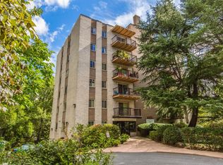 8221 Garland Ave, Takoma Park, MD 20912