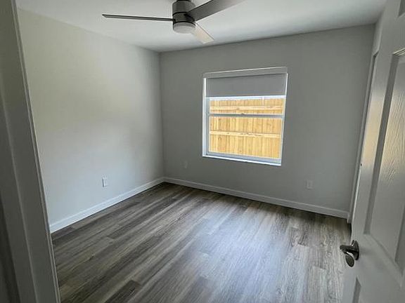 4th image of 1713 Wilkins Ave