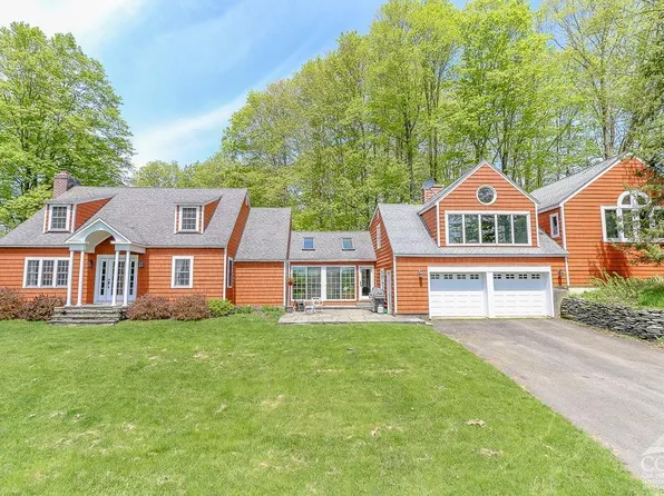 3 Twin Brook Road, East Chatham, NY 12060