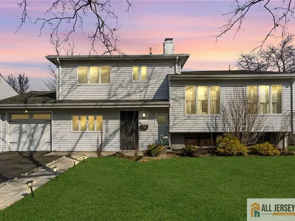 74 Overbrook Dr, Colonia, NJ 07067