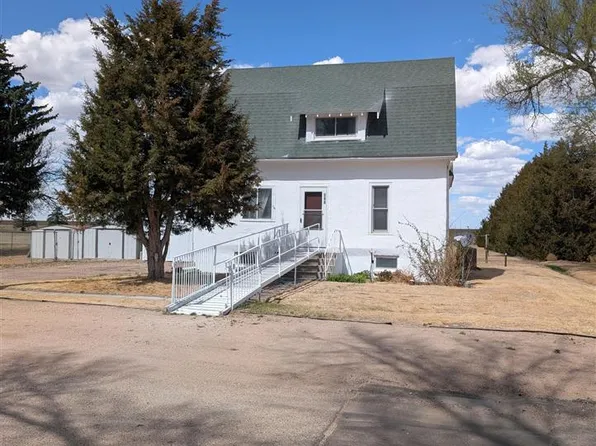 522 State St, Dalton, NE 69131