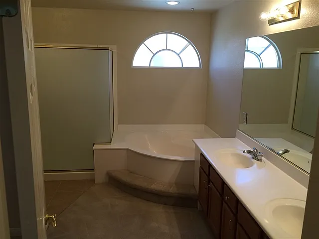 10619 Salmon Leap St — Photo 9