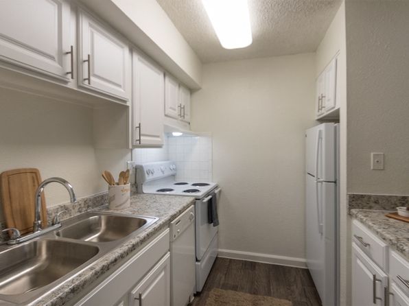 6121 Melody Ln #2005