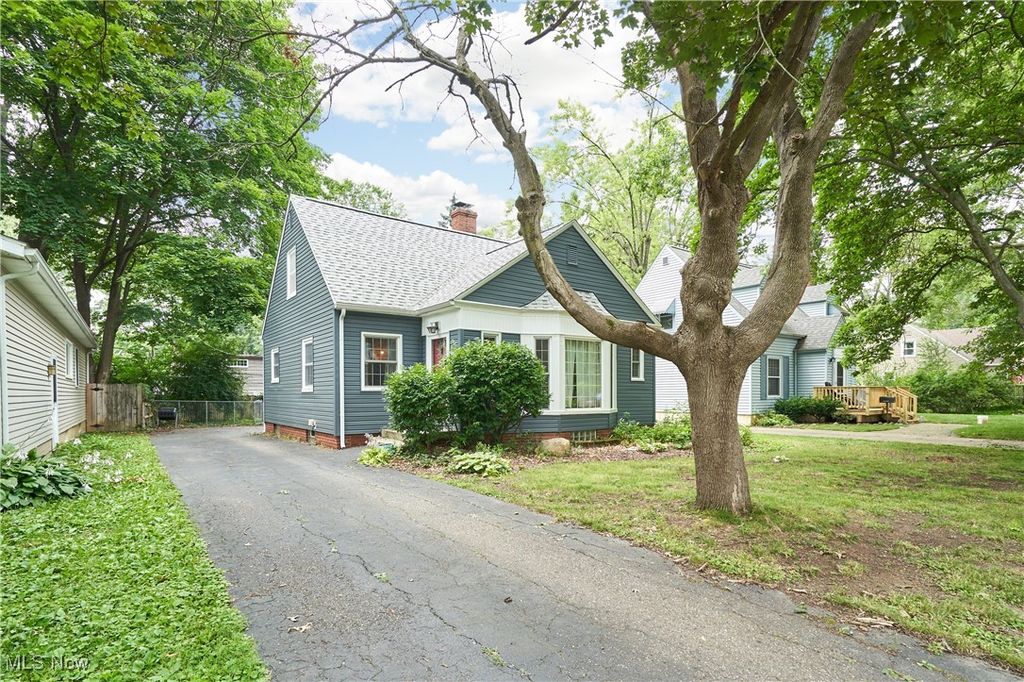 Real estate listing image