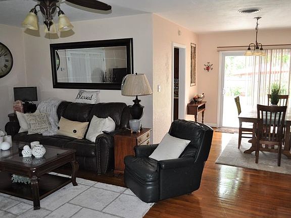 5th image of 1418 N Hibiscus St