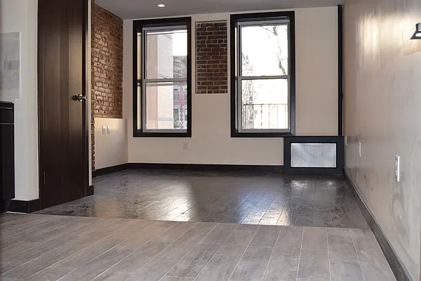 Rented by AD Real Estate Investors | media 12