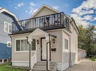 521 Elizabeth St, Waukesha, WI 53186