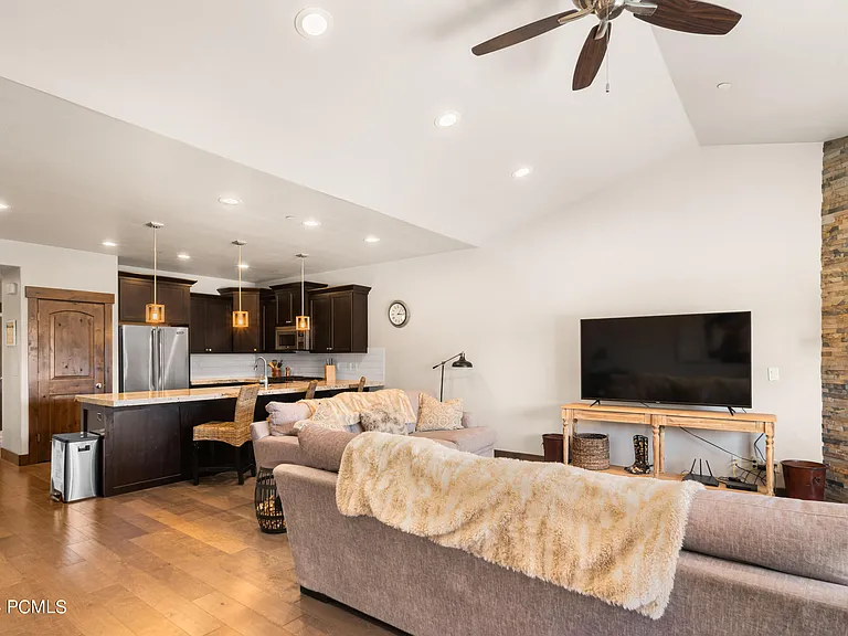 1220 W Wintercress Trl — Photo 11