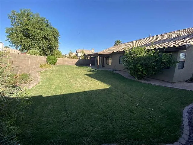 4866 W 31st Pl — Photo 17