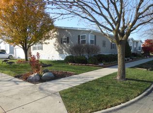 352 Tulip Cir, Matteson, IL 60443