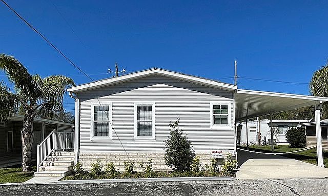 Lot 118 Exterior
