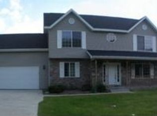 2107 Shore Dr, Beloit, WI 53511