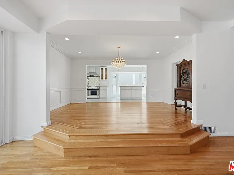 1170 S Beverwil Dr — Photo 17