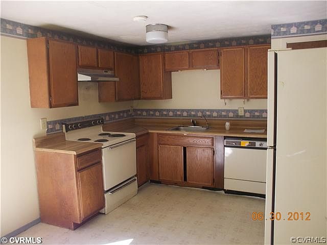 2nd image of 6537 N Stevens Hollow Dr