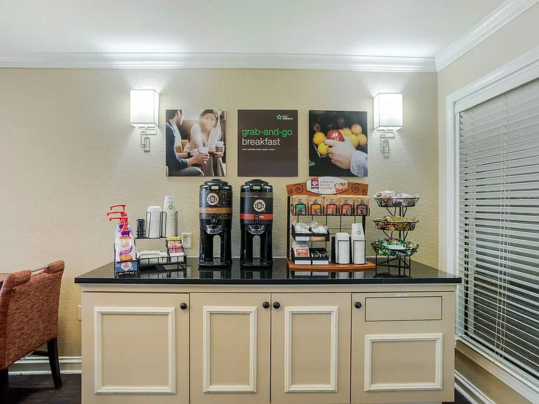 Free Grab-and-Go Breakfast
