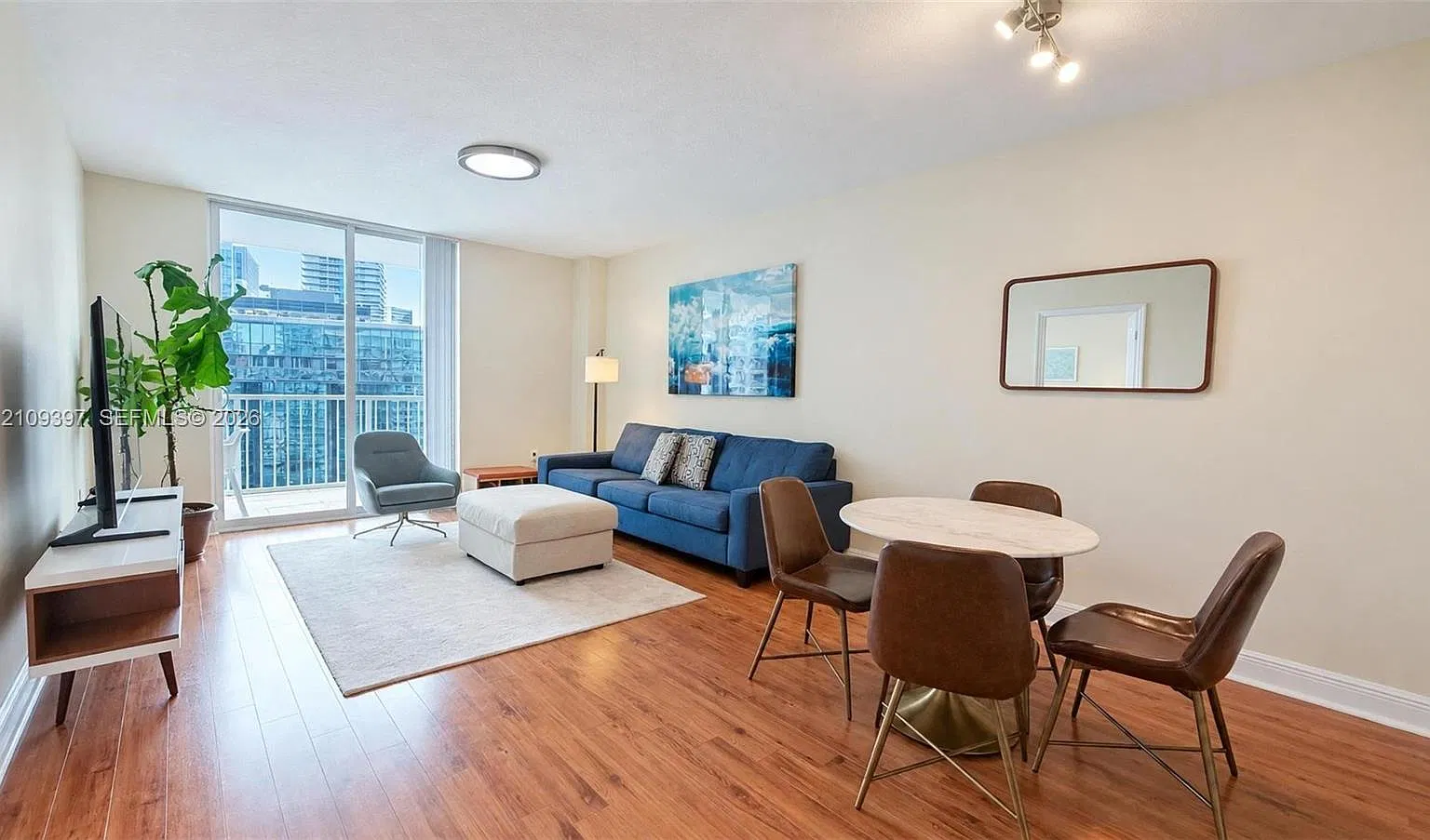 Vue At Brickell Condo — Photo 4