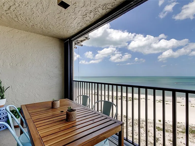 1290 Gulf Blvd #1102 — Photo 43