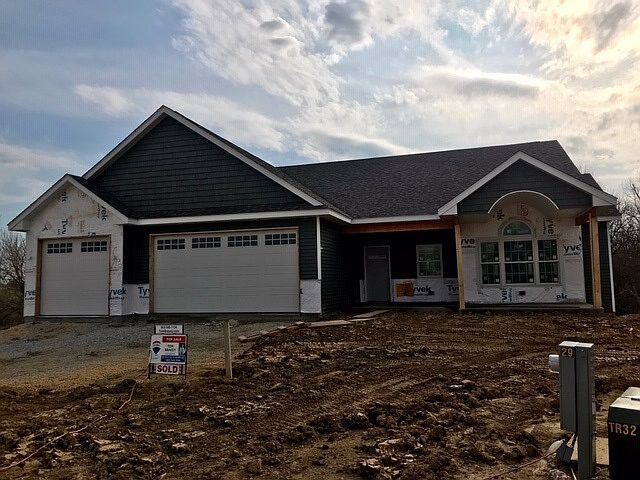2nd image of 773 Blue Stem Ct