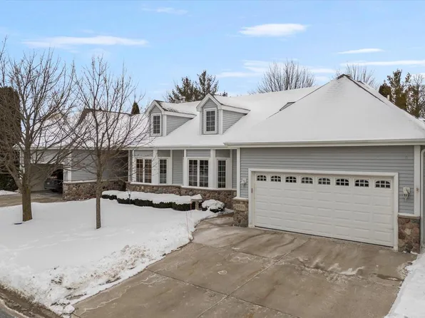 2349 Caribou LANE, Grafton, WI 53024