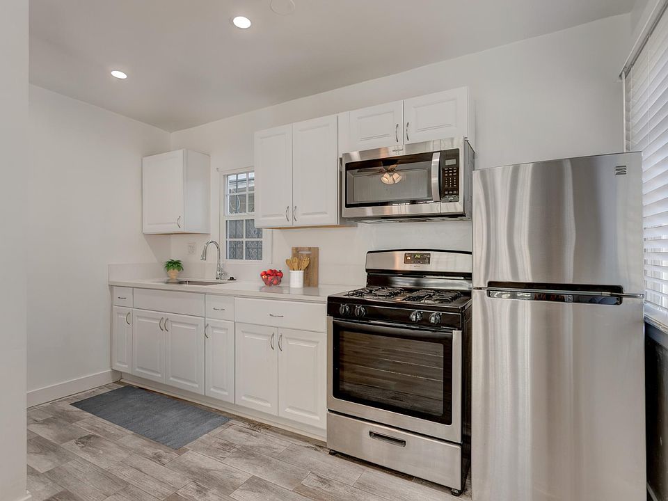 1st image of 2222 7th Ave #2222