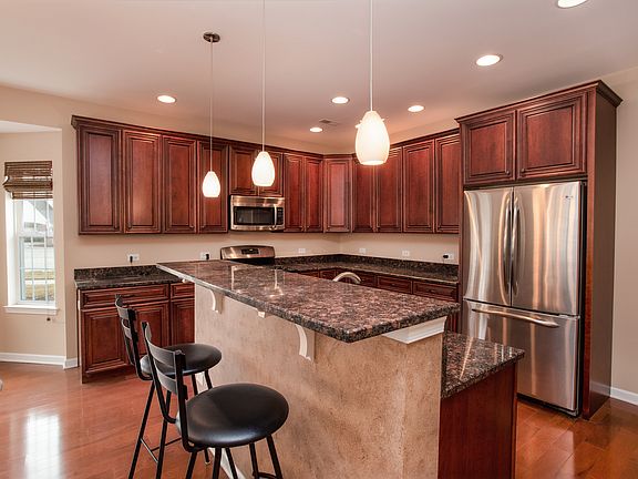 5th image of 1023 Pinehurst Ct #1023